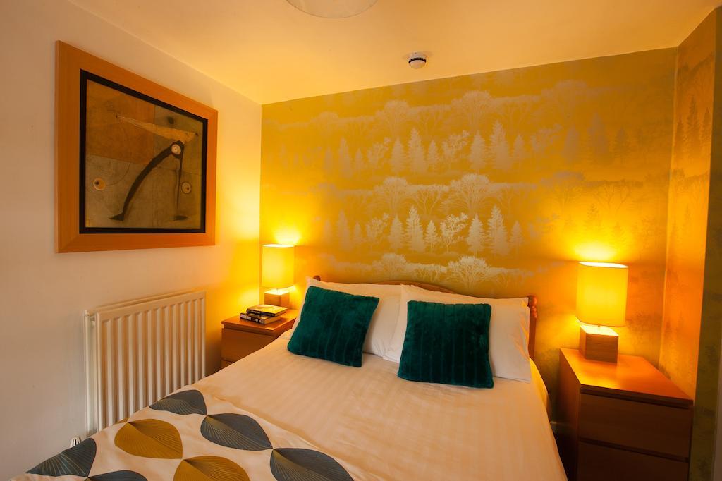 Hollybush Inn Greenhaugh Oda fotoğraf